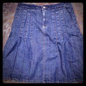 Eddie Bauer size 8  jean skirt